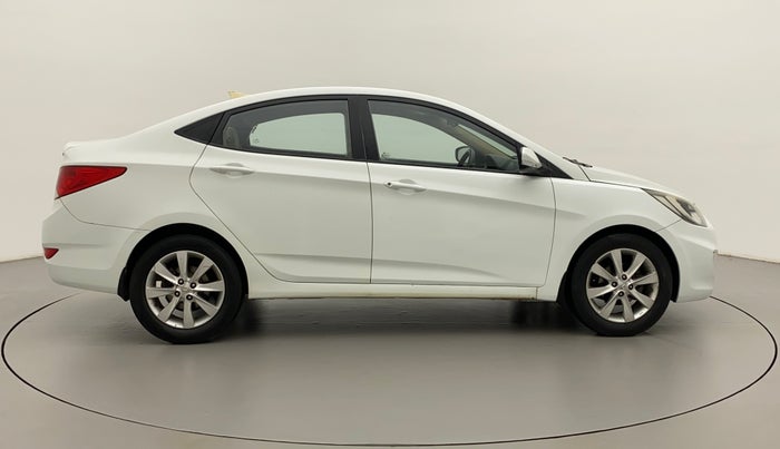 2011 Hyundai Verna FLUIDIC 1.6 VTVT SX, Petrol, Manual, 76,979 km, Right Side View