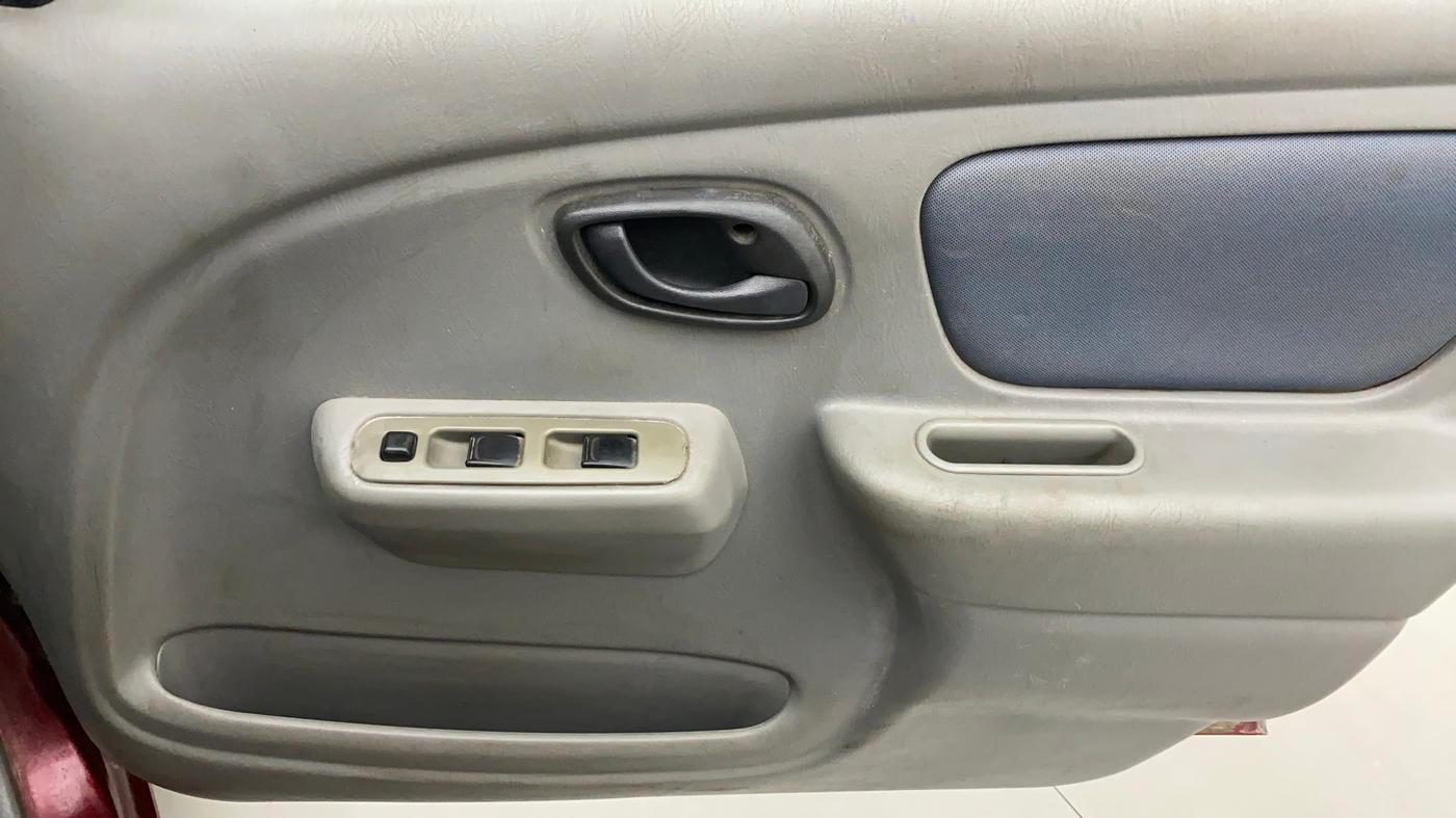 2011 Maruti Alto K10 VXI, Petrol, Manual, 85,253 km, Driver Side Door Panels Control