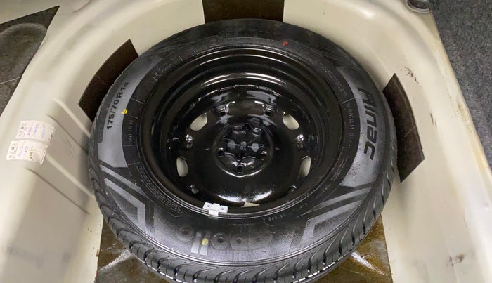 2014 Skoda Rapid 1.5 TDI CR ELEGANCE AT, Diesel, Automatic, 49,586 km, Spare Tyre