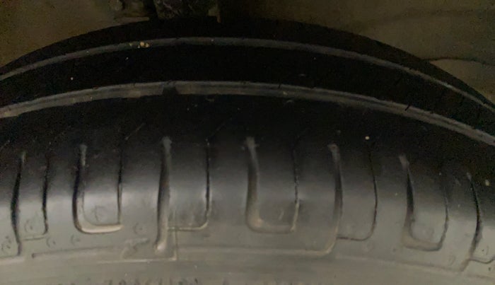 2014 Maruti Wagon R 1.0 LXI CNG, CNG, Manual, 95,457 km, Right Front Tyre Tread