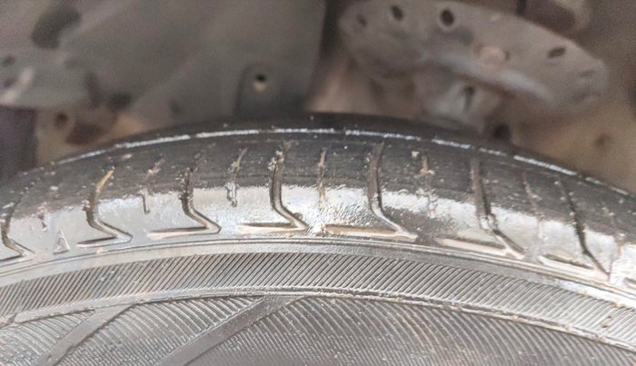 2015 Honda Jazz 1.2L I-VTEC SV, Petrol, Manual, 90,691 km, Left Front Tyre Tread