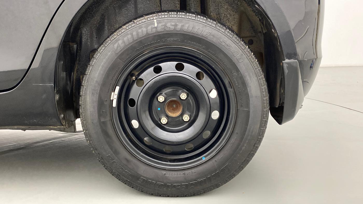 2013 Maruti Swift VDI, Diesel, Manual, 54,679 km, Left Rear Wheel