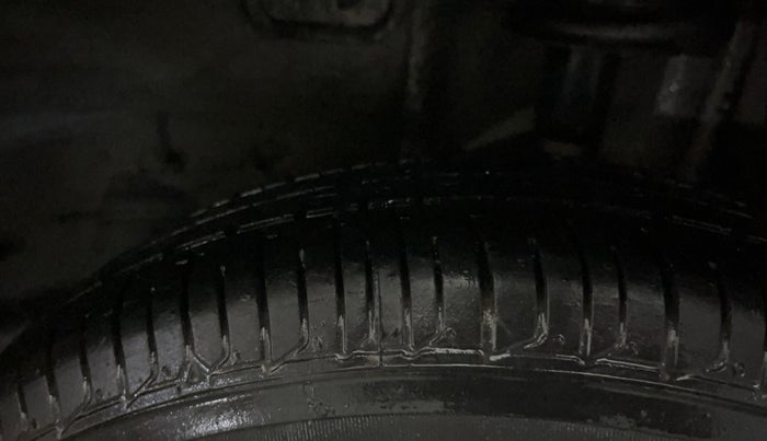 2016 Tata Tiago XM PETROL, Petrol, Manual, 35,773 km, Left Rear Tyre Tread