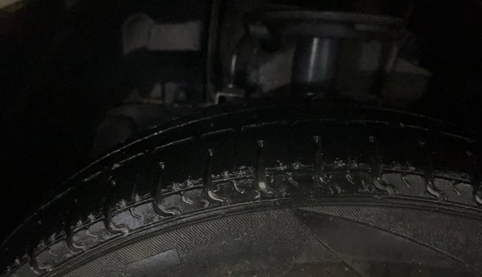 2016 Tata Tiago XM PETROL, Petrol, Manual, 35,773 km, Left Front Tyre Tread