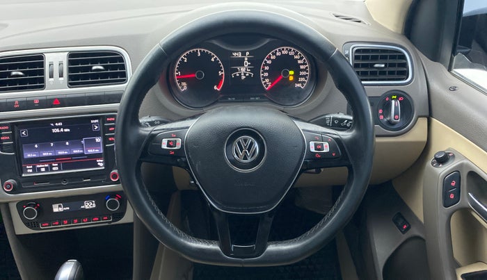 2018 Volkswagen Vento HIGHLINE PLUS 1.5 AT 16 ALLOY, Diesel, Automatic, 71,920 km, Steering Wheel Close Up