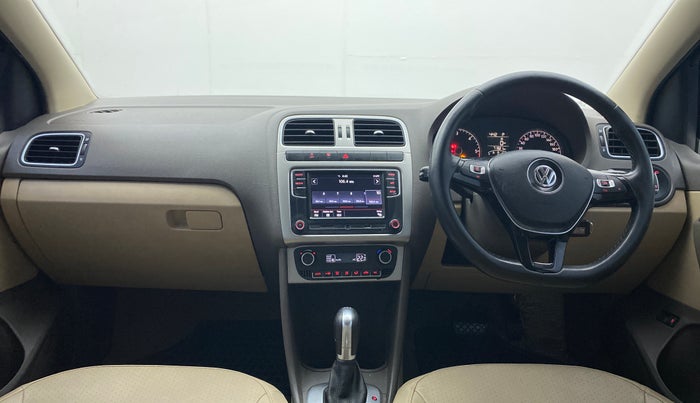 2018 Volkswagen Vento HIGHLINE PLUS 1.5 AT 16 ALLOY, Diesel, Automatic, 71,920 km, Dashboard