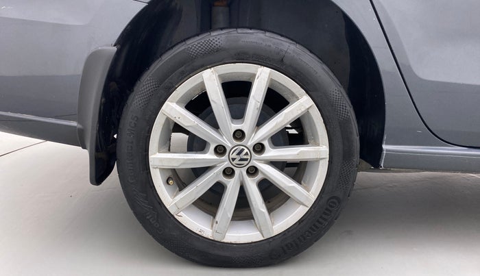 2018 Volkswagen Vento HIGHLINE PLUS 1.5 AT 16 ALLOY, Diesel, Automatic, 71,920 km, Right Rear Wheel