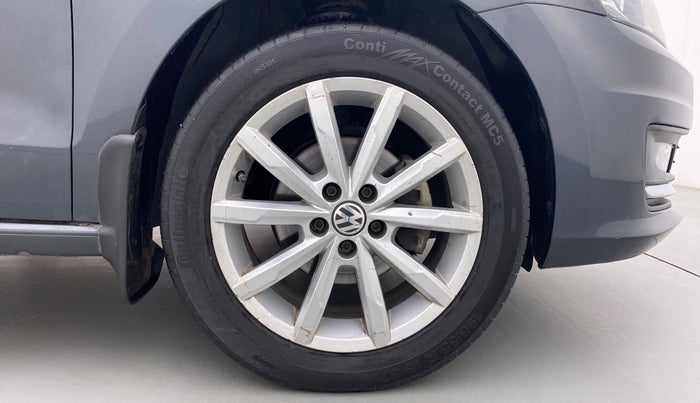 2018 Volkswagen Vento HIGHLINE PLUS 1.5 AT 16 ALLOY, Diesel, Automatic, 71,920 km, Right Front Wheel