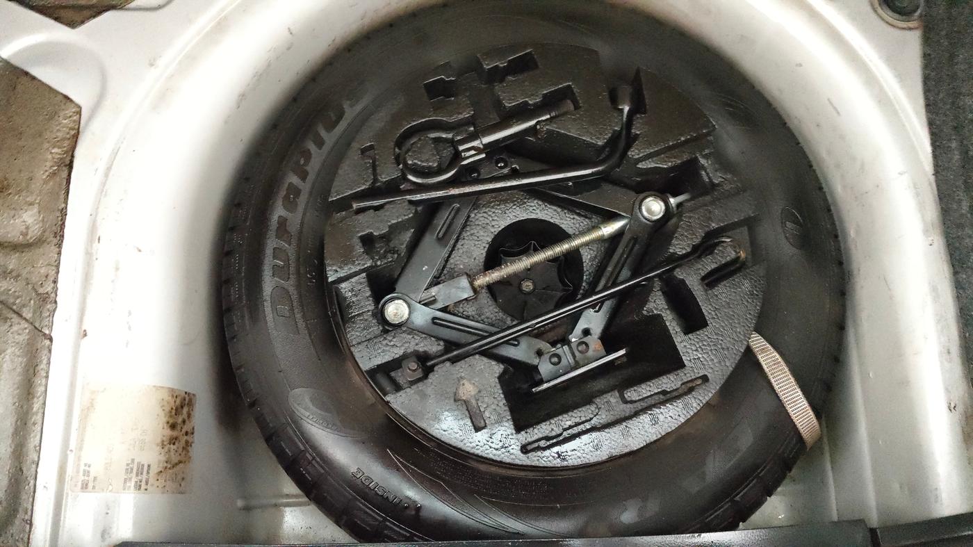 2015 Volkswagen Polo TRENDLINE 1.2L PETROL, Petrol, Manual, 47,913 km, Spare Tyre