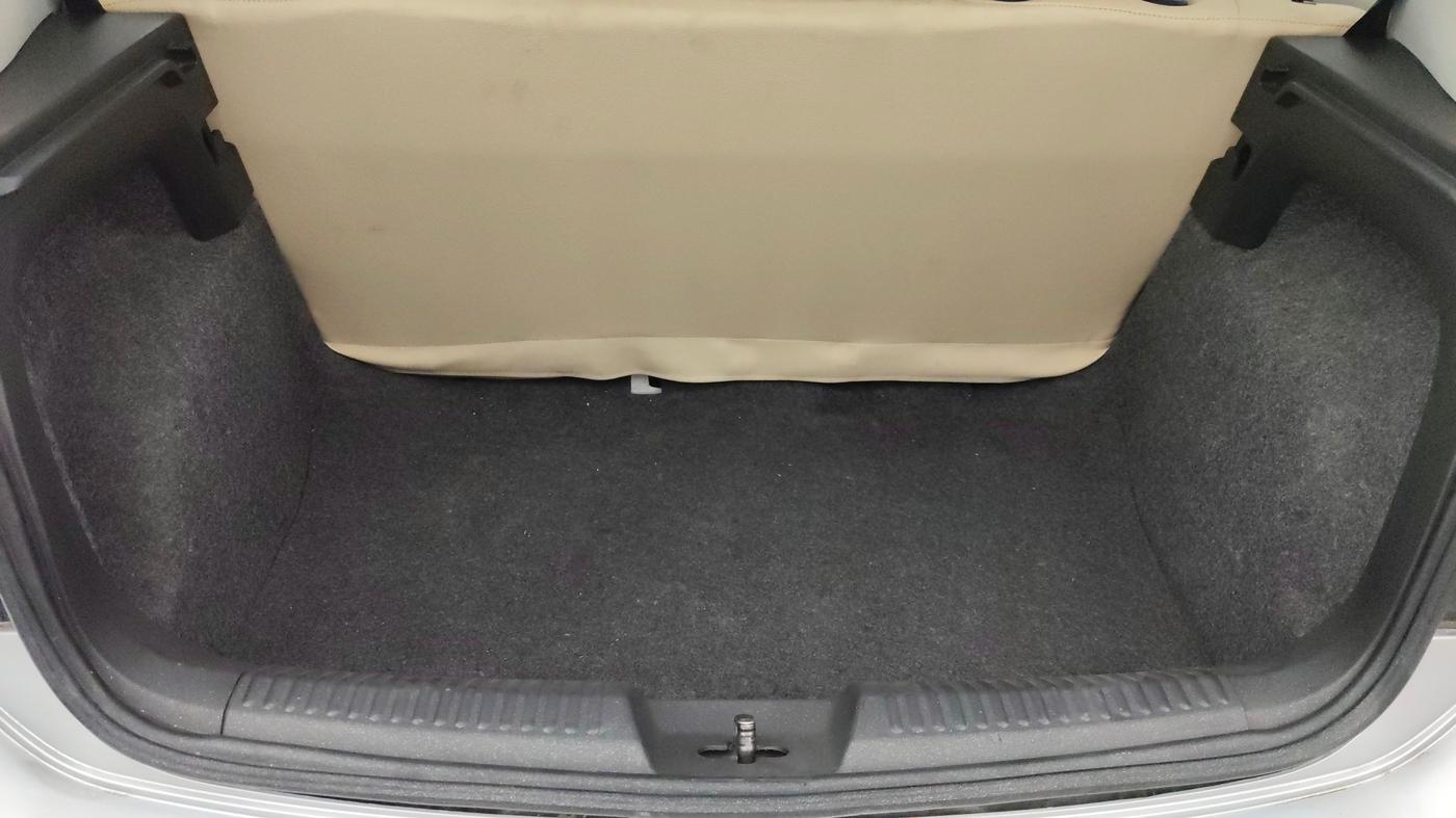 2015 Volkswagen Polo TRENDLINE 1.2L PETROL, Petrol, Manual, 47,913 km, Boot Inside