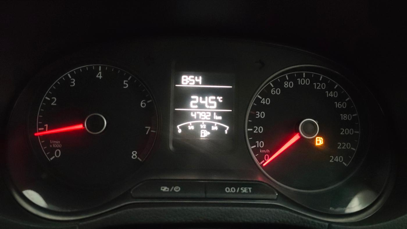 2015 Volkswagen Polo TRENDLINE 1.2L PETROL, Petrol, Manual, 47,913 km, Odometer Image