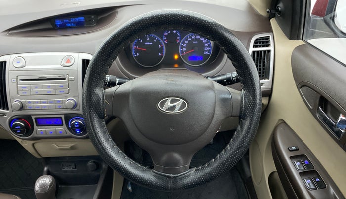 2011 Hyundai i20 MAGNA (O) 1.4 CRDI, Diesel, Manual, 90,988 km, Steering Wheel Close Up