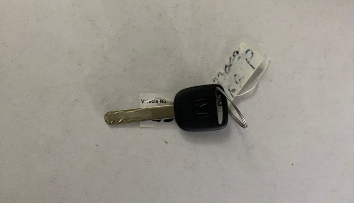 2019 Honda Amaze 1.2L I-VTEC S, Petrol, Manual, 40,862 km, Key Close Up