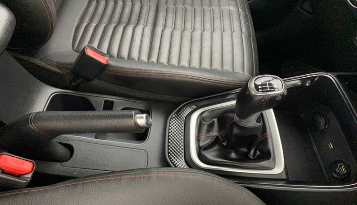 2020 KIA SONET GTX PLUS 1.0 IMT, Petrol, Manual, 27,512 km, Gear Lever