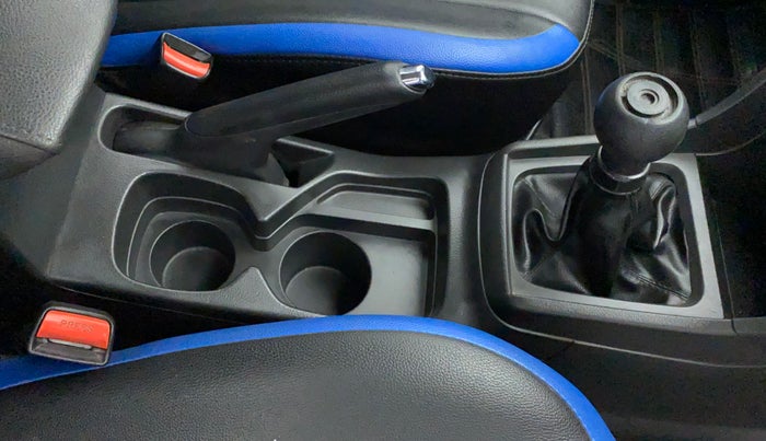 2016 Maruti Vitara Brezza ZDI PLUS DUAL TONE, Diesel, Manual, 42,261 km, Gear Lever