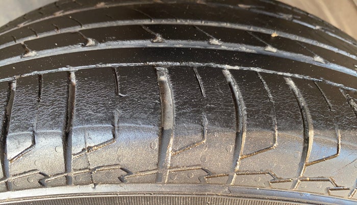 2020 MG HECTOR SHARP 1.5 DCT PETROL, Petrol, Automatic, 90,514 km, Left Front Tyre Tread