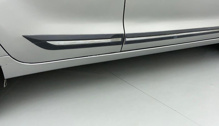 2018 Maruti Baleno DELTA PETROL 1.2, Petrol, Manual, 51,413 km, Right running board - Minor scratches