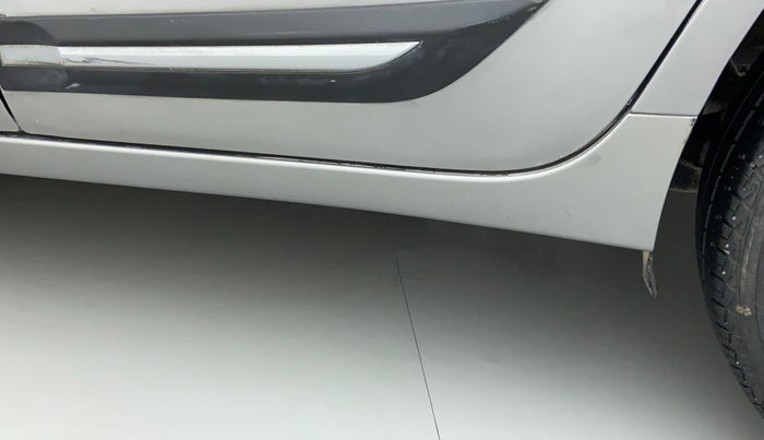 2018 Maruti Baleno DELTA PETROL 1.2, Petrol, Manual, 51,413 km, Left running board - Paint is slightly faded