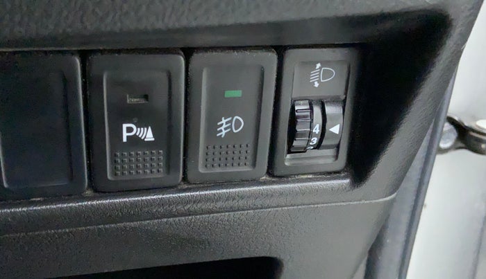 2018 Maruti Baleno DELTA PETROL 1.2, Petrol, Manual, 51,413 km, Dashboard - Headlight height adjustment not working