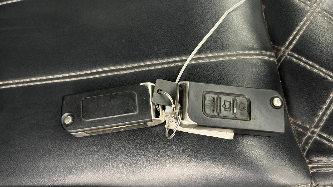 2020 Mahindra XUV500 W5, Diesel, Manual, 50 km, Key Close Up