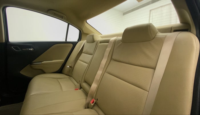 2018 Honda City 1.5L I-VTEC VX CVT, Petrol, Automatic, 59,849 km, Right Side Rear Door Cabin