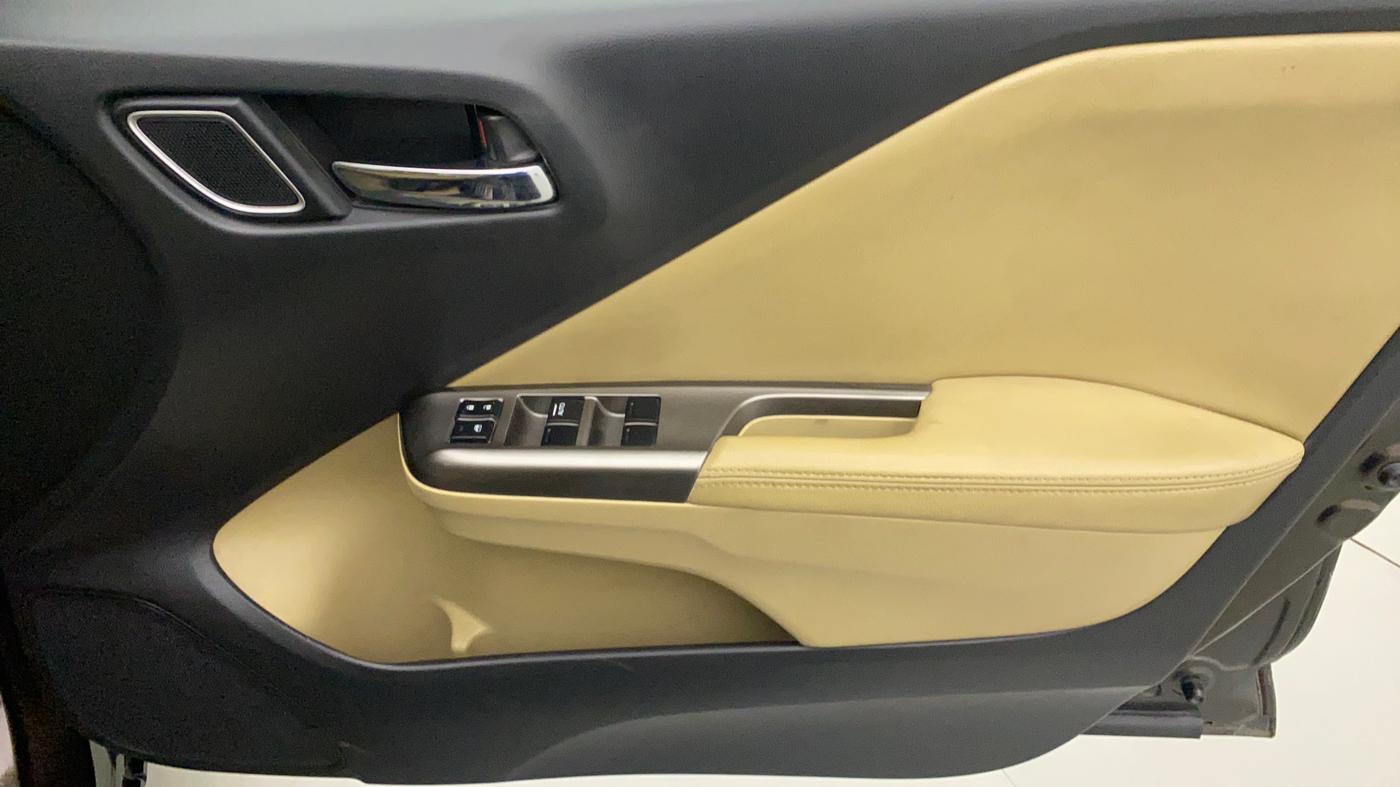 2018 Honda City 1.5L I-VTEC VX CVT, Petrol, Automatic, 59,849 km, Driver Side Door Panels Control