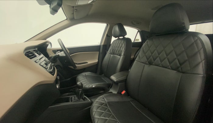 2015 Hyundai Elite i20 SPORTZ 1.2, Petrol, Manual, 25,520 km, Right Side Front Door Cabin