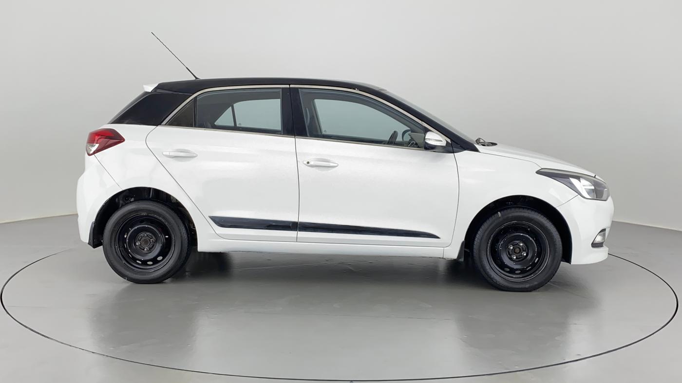 2015 Hyundai Elite i20 SPORTZ 1.4, Diesel, Manual, 46,596 km, Right Side View