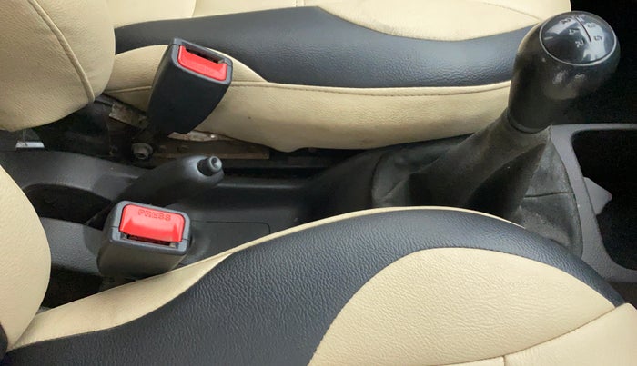 2013 Hyundai Eon ERA PLUS, Petrol, Manual, 76,025 km, Gear Lever
