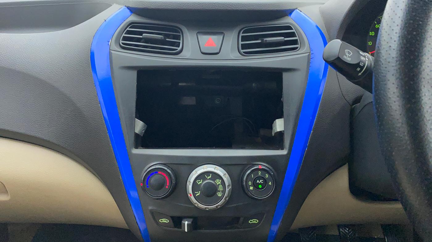 2013 Hyundai Eon ERA PLUS, Petrol, Manual, 76,025 km, Air Conditioner