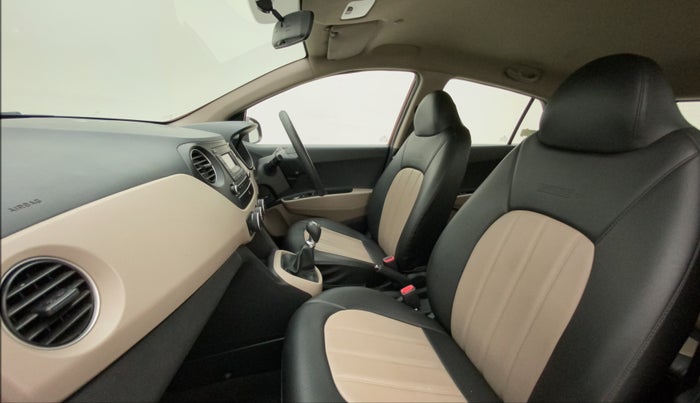 2016 Hyundai Grand i10 SPORTZ 1.2 KAPPA VTVT, Petrol, Manual, 29,584 km, Right Side Front Door Cabin