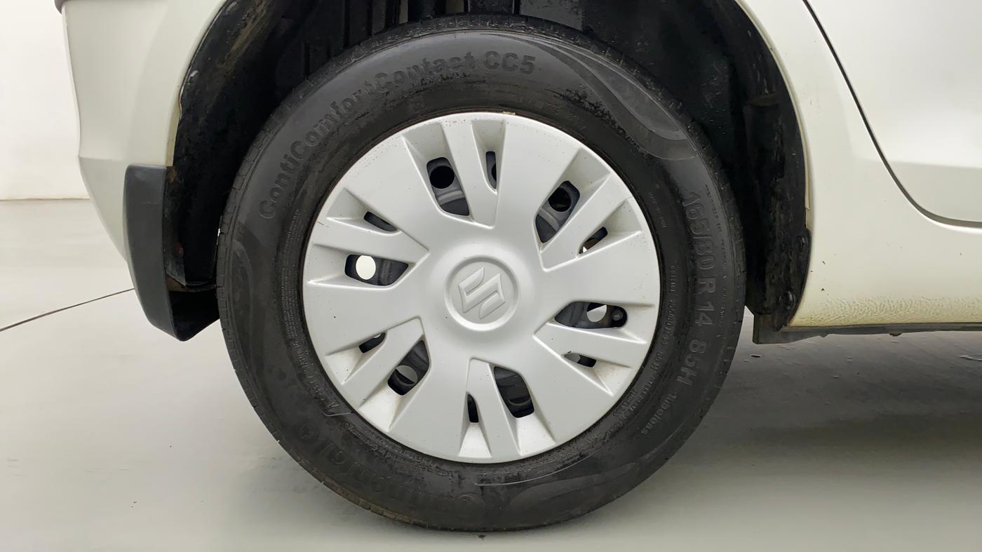 2013 Maruti Swift VXI, Petrol, Manual, 50,870 km, Right Rear Wheel