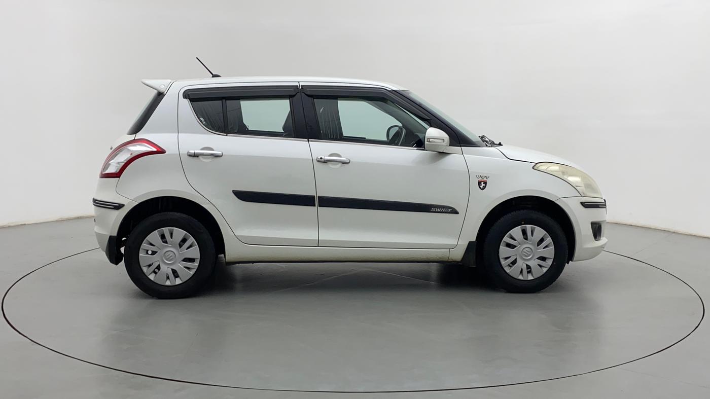 2013 Maruti Swift VXI, Petrol, Manual, 50,870 km, Right Side