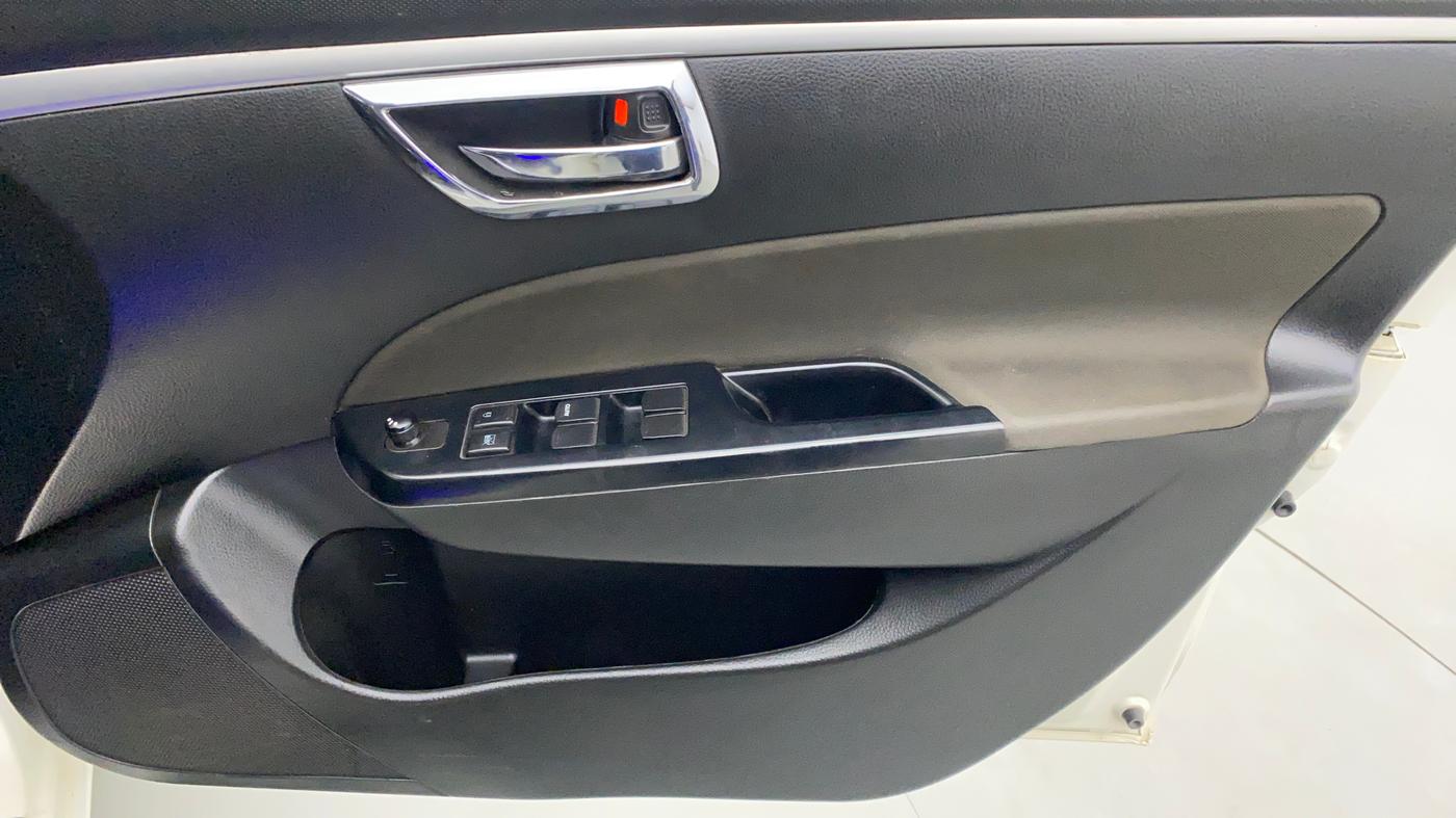 2013 Maruti Swift VXI, Petrol, Manual, 50,870 km, Driver Side Door Panels Control