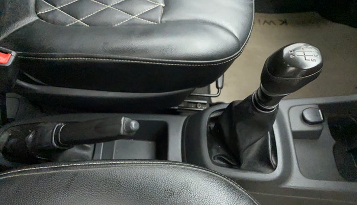 2015 Renault Kwid RXL, Petrol, Manual, 46,537 km, Gear Lever