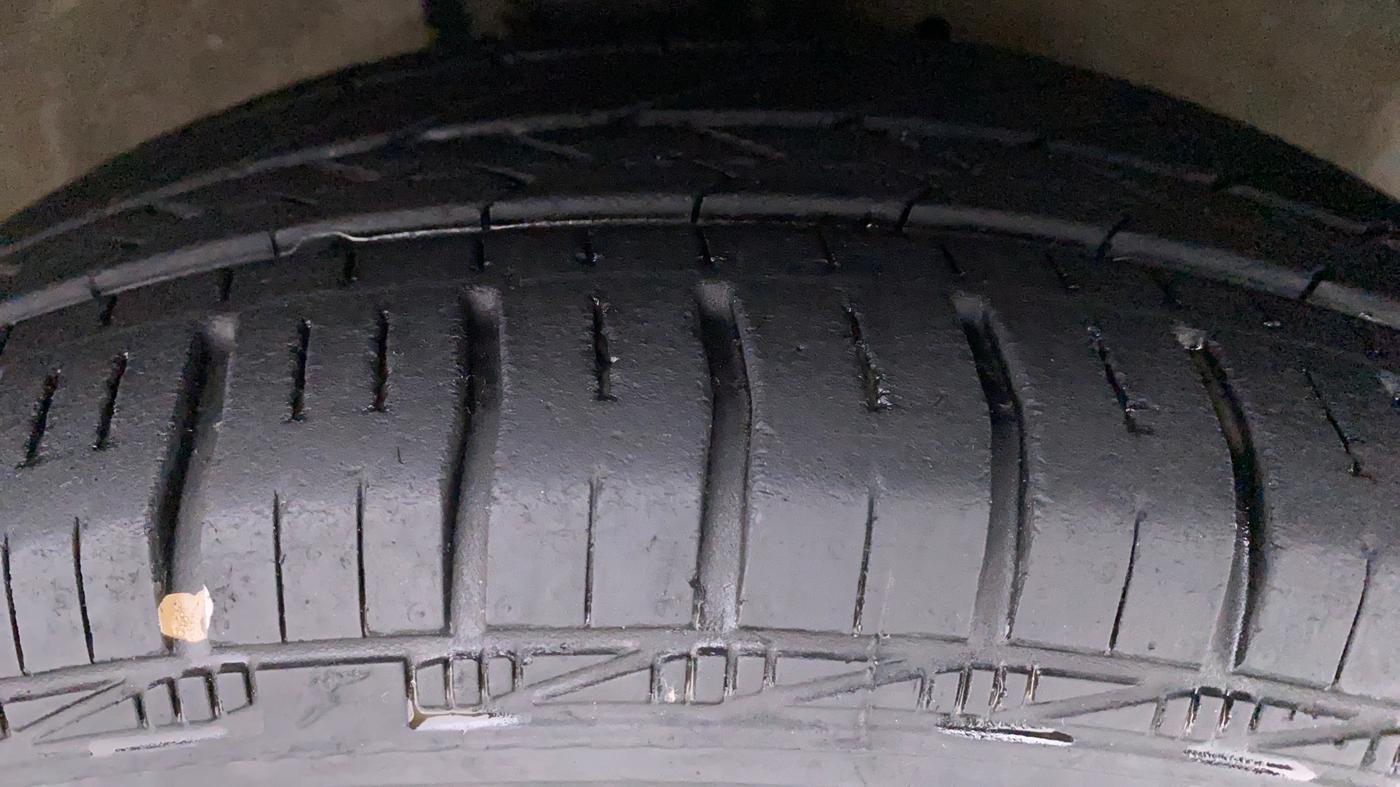 2019 Maruti Celerio X ZXI OPT AMT, Petrol, Automatic, 30,525 km, Right Front Tyre Tread