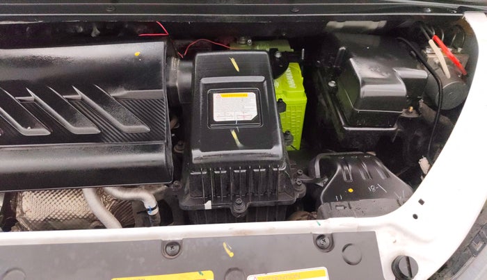 2025 Mahindra MARAZZO M 6 + 8 STR, Diesel, Manual, 5,480 km, Engine View - Left