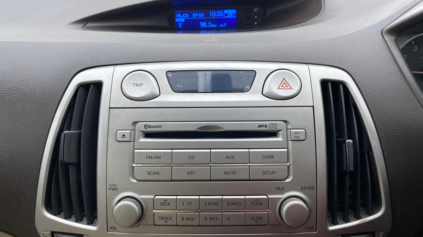 2011 Hyundai i20 ASTA 1.2, Petrol, Manual, 55,543 km, Infotainment System