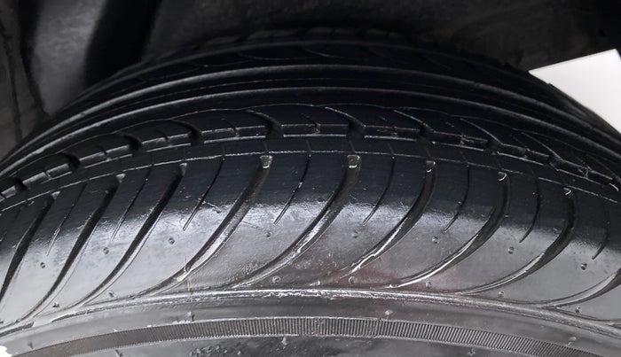 2011 Hyundai i20 ASTA 1.2, Petrol, Manual, 55,543 km, Left Rear Tyre Tread