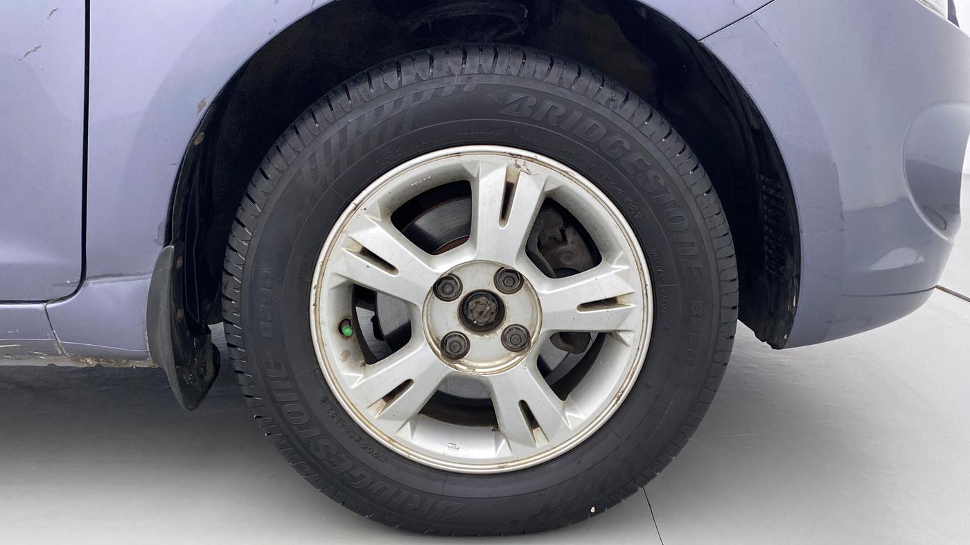 2011 Hyundai i20 ASTA 1.2, Petrol, Manual, 55,543 km, Right Front Wheel