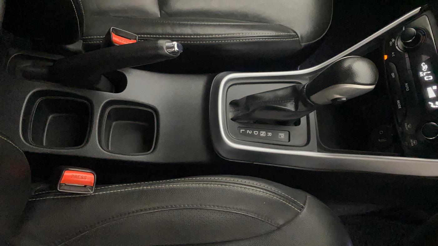 2020 Maruti S Cross ALPHA AT1.5, Petrol, Automatic, 31,990 km, Gear Lever