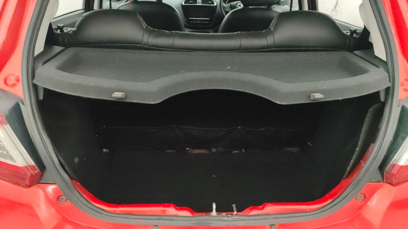 2020 Tata Tiago XZ PLUS DUAL TONE PETROL, Petrol, Manual, 35,421 km, Boot Inside