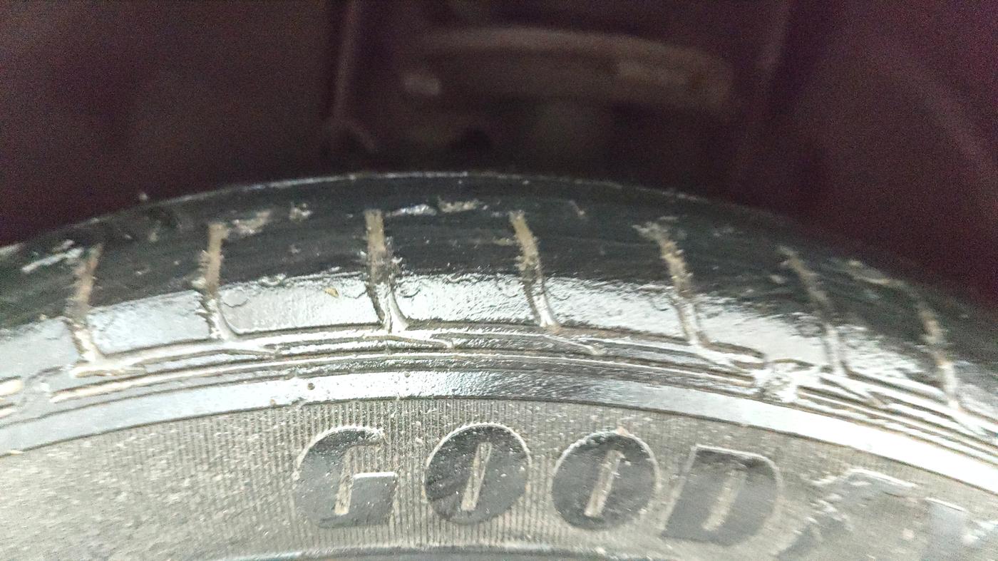2020 Tata Tiago XZ PLUS DUAL TONE PETROL, Petrol, Manual, 35,421 km, Left Front Tyre Tread