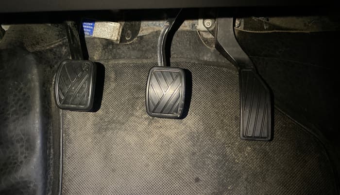 2020 Maruti Vitara Brezza VXI, Petrol, Manual, 82,275 km, Pedals