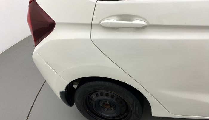 2015 Honda Jazz 1.2L I-VTEC S AT, Petrol, Automatic, 1,12,010 km, Right quarter panel - Paint has minor damage