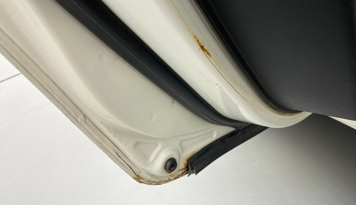 2015 Honda Jazz 1.2L I-VTEC S AT, Petrol, Automatic, 1,12,010 km, Rear left door - Slight discoloration