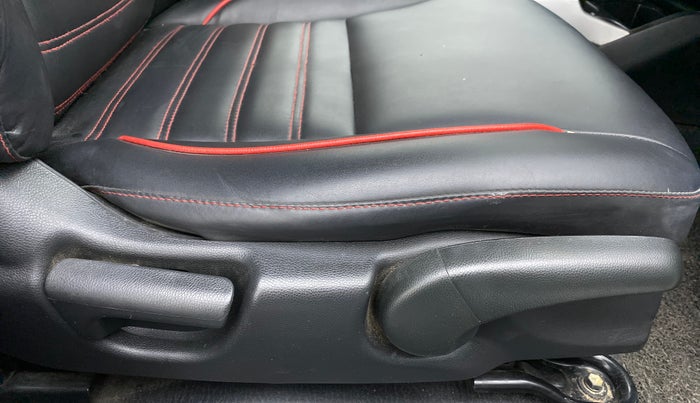 2015 Honda Jazz 1.2L I-VTEC S AT, Petrol, Automatic, 1,12,010 km, Driver Side Adjustment Panel