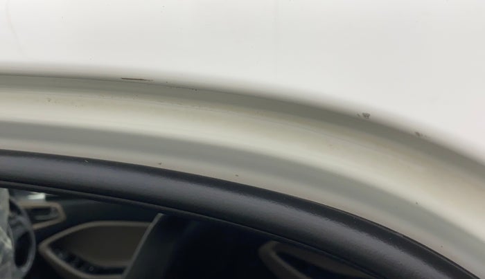 2016 Hyundai Elite i20 ASTA 1.2 (O), CNG, Manual, 47,304 km, Left C pillar - Minor scratches