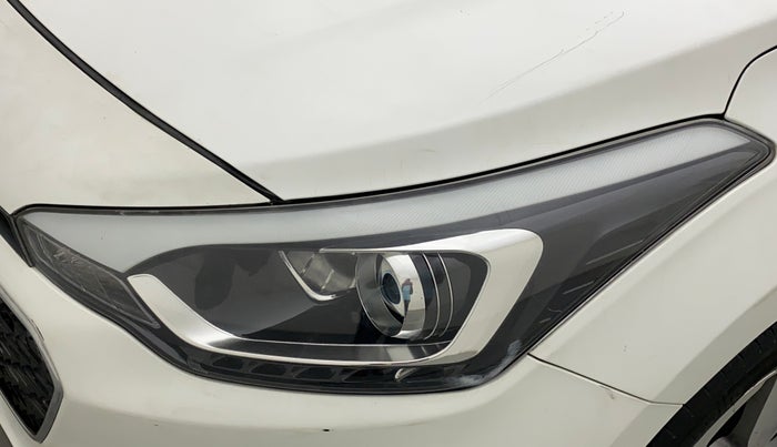 2016 Hyundai Elite i20 ASTA 1.2 (O), CNG, Manual, 47,304 km, Left headlight - Minor scratches