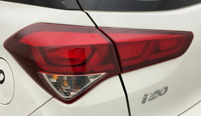 2016 Hyundai Elite i20 ASTA 1.2 (O), CNG, Manual, 47,304 km, Left tail light - Minor scratches